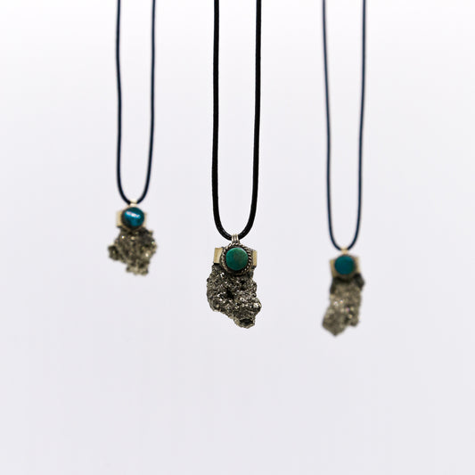Pyrit Kette mit Türkis Stein